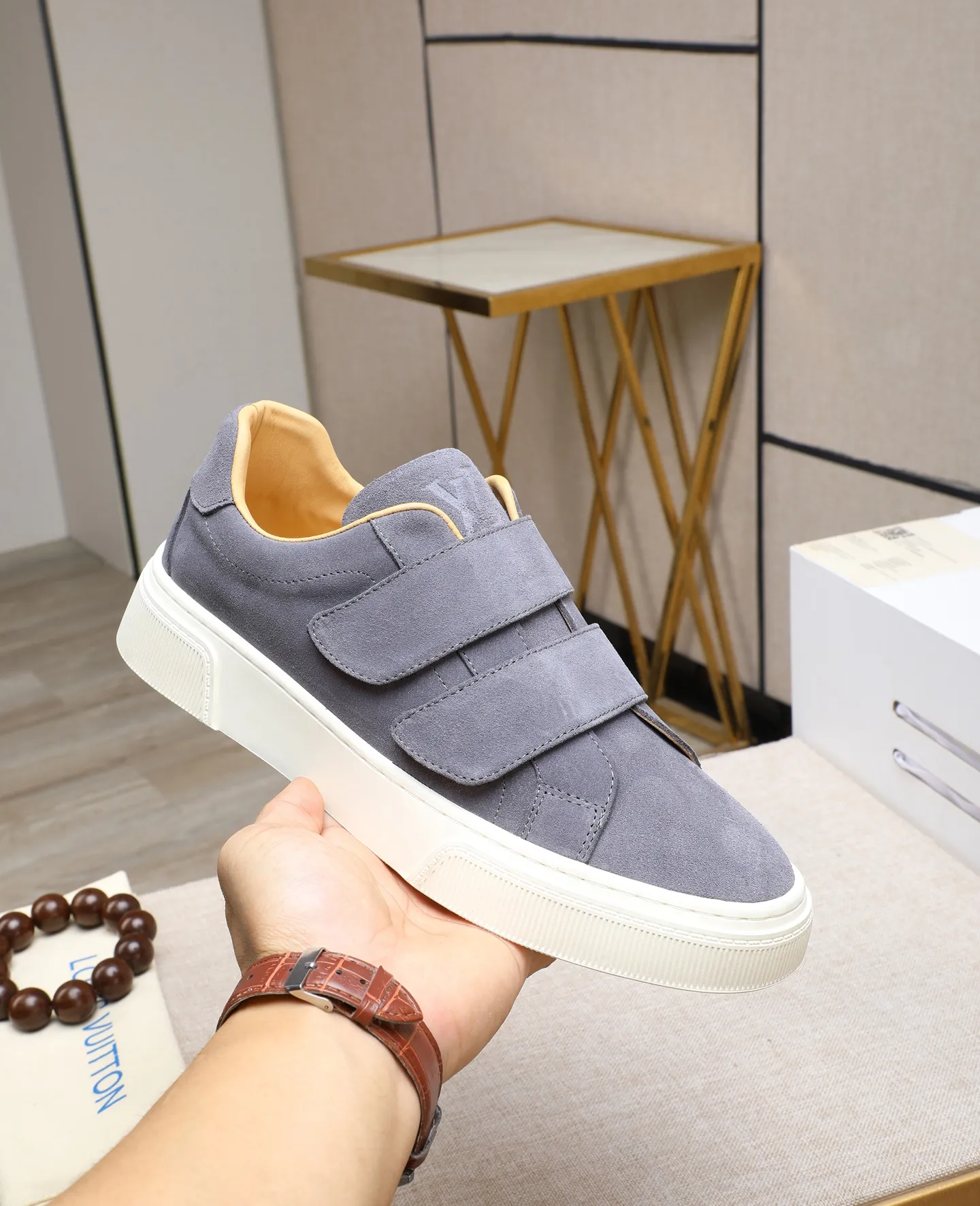 Men's shoes 💰460 [LV～] Men's casual shoes 2025z cabinet sales simultaneously 🔶Size: 38-44 #️⃣ 🔷3 colors🔜The upper is made of multi-material splicing➕cow leather lining, comfortable and breathable, sole: original comfortable and wear-resistant outsole, ⚠️real thing📱photographed🎬real thing is better📢📢📢